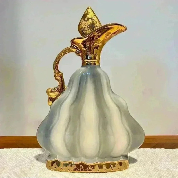 Vintage 1970 James Beam Liquor Decanter - Picture 3 of 5
